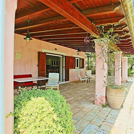 Villa Kleopatra Pouládes Exterior foto